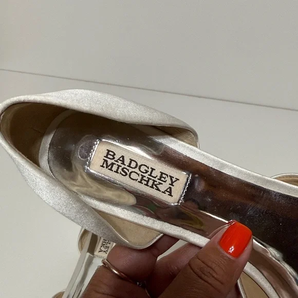 Badgley Mischka Fergie Tulle Pointed Toe Flats in Soft White Satin - Picture 15 of 17